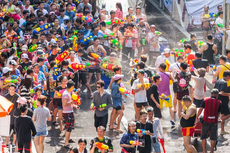 Filosofi di Balik Tradisi Songkran, Bukan Sekadar Bersenang-senang